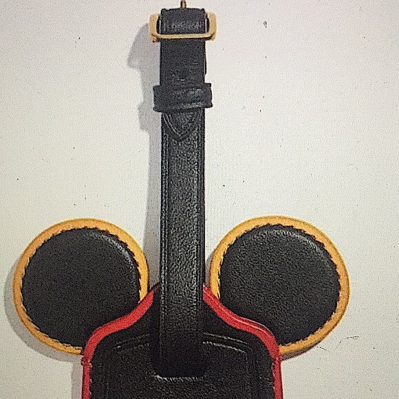 (UNISEX) COACH DISNEY MICKEY MOUSE LUGGAGE TAG NWT - Picture 4 of 10
